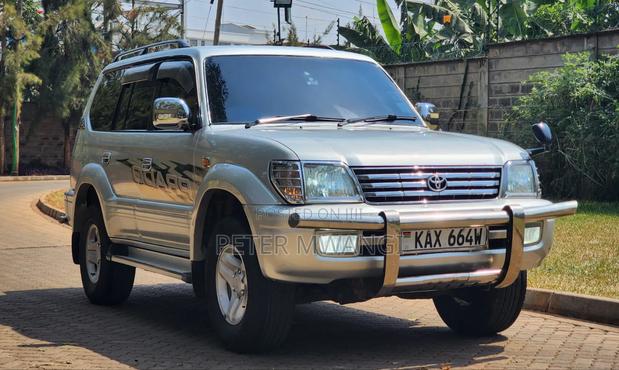 Toyota Land Cruiser Prado 2000 Silver