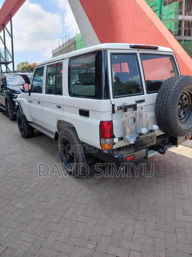 Toyota Land Cruiser 2020 White