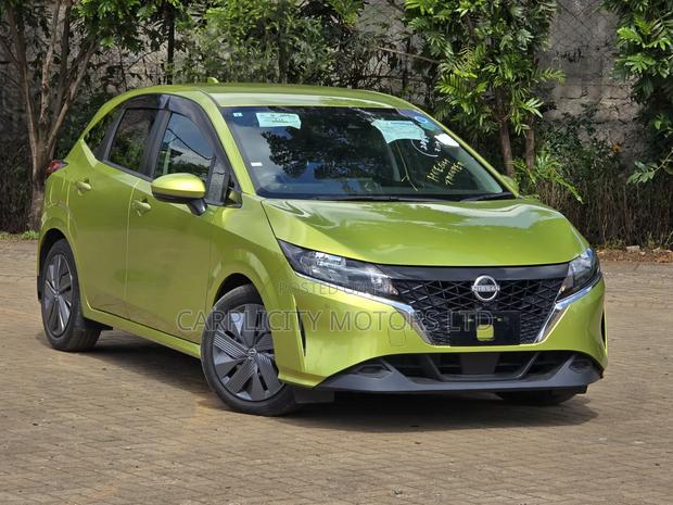 Nissan Note 1.2 Hybrid 2021 Green