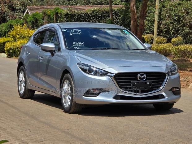 Mazda Axela 2019 Silver
