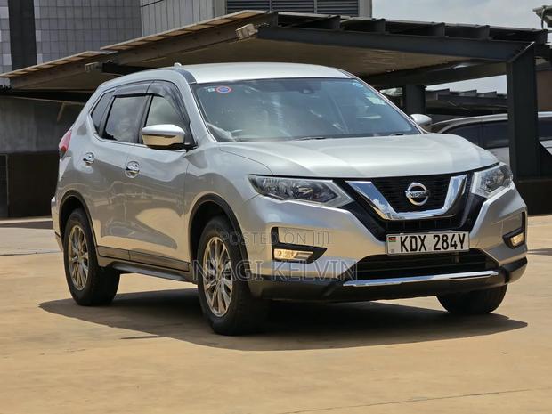 Nissan X-Trail 2.0 Petrol AWD 2019 Silver