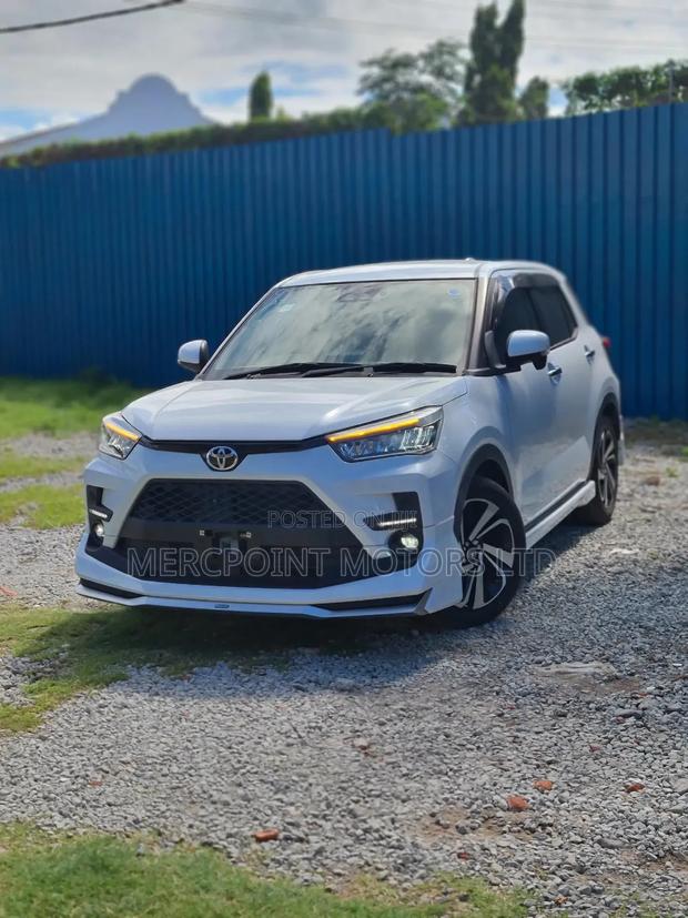 Toyota Raize 1.0 AWD 2020 White