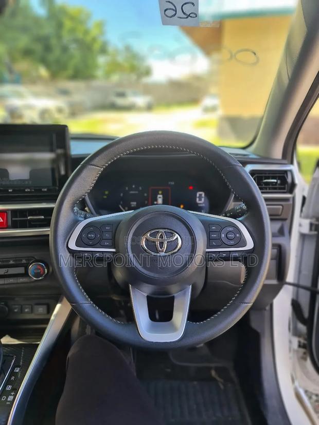 Toyota Raize 1.0 AWD 2020 White