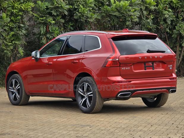 Volvo XC60 2019 Red