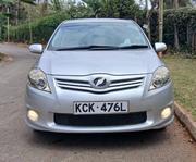 Toyota Auris 2010 Gold for sale
