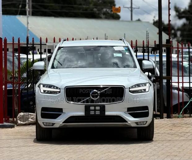 Volvo XC90 2019 White