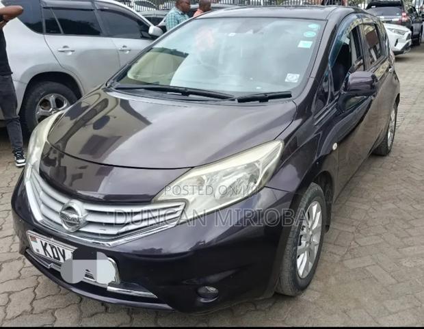 Nissan Note 2014 Purple