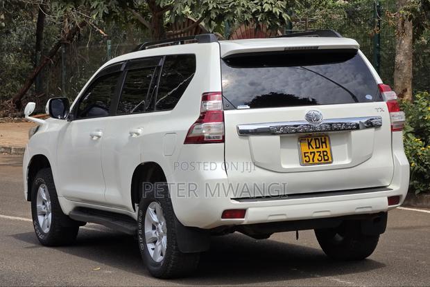 Toyota Land Cruiser Prado 2014 White