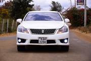 Toyota Crown 2012 White for sale