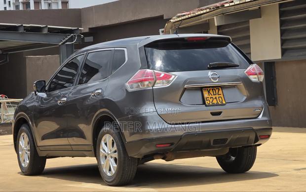 Nissan X-Trail 2015 Gray