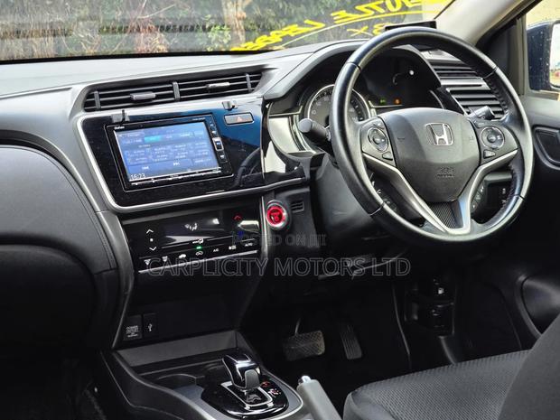 Honda Grace 1.5 Hybrid FWD 2019 Blue