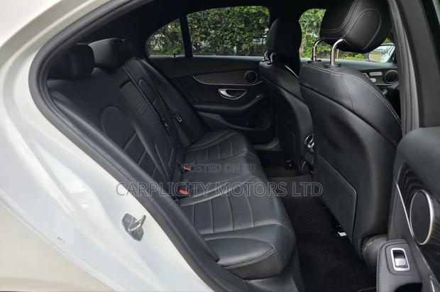 Mercedes-Benz C200 2019 White
