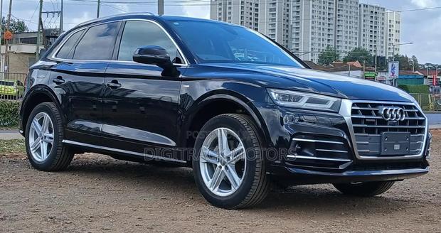Audi Q5 2.0T Premium AWD quattro 2019 Black