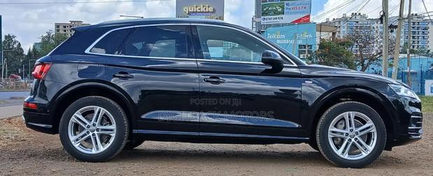 Audi Q5 2.0T Premium AWD quattro 2019 Black