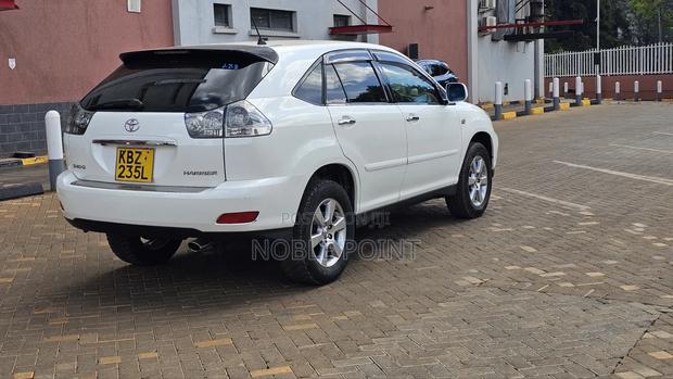 Toyota Harrier 2007 White
