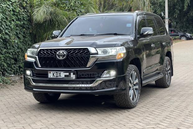 Toyota Land Cruiser 4.6 V8 ZX 2011 Black