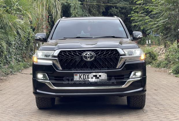 Toyota Land Cruiser 4.6 V8 ZX 2011 Black