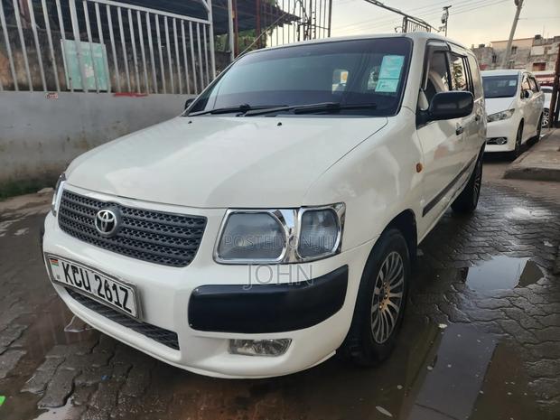Toyota Succeed 2012 White