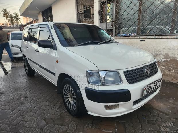 Toyota Succeed 2012 White