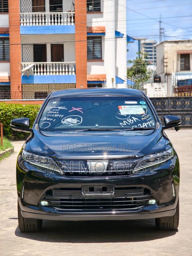 Toyota Harrier 2019 Black