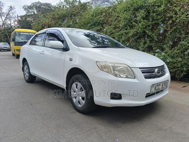 Toyota Axio 2009 White