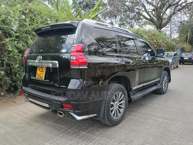 Toyota Land Cruiser Prado 2.7 2018 Black
