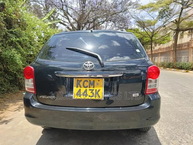 Toyota Corolla Fielder 2012 Gray