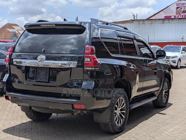 Toyota Land Cruiser Prado 2.8 D-4D 2015 Black