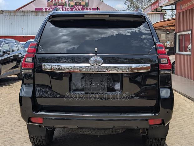 Toyota Land Cruiser Prado 2.8 D-4D 2015 Black