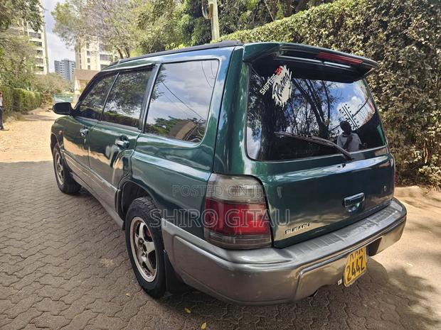 Subaru Forester 1999 Green