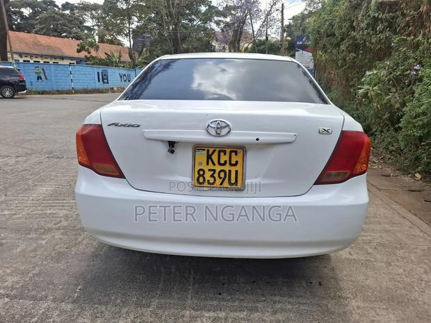 Toyota Axio 1.5 X 2WD 2009 Off white