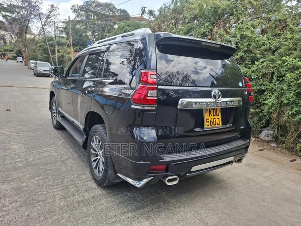 Toyota Land Cruiser Prado 2.7 2018 Black