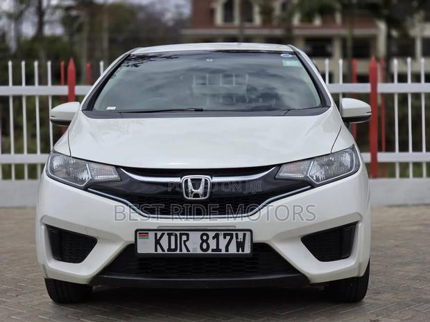 Honda Fit 2017 White