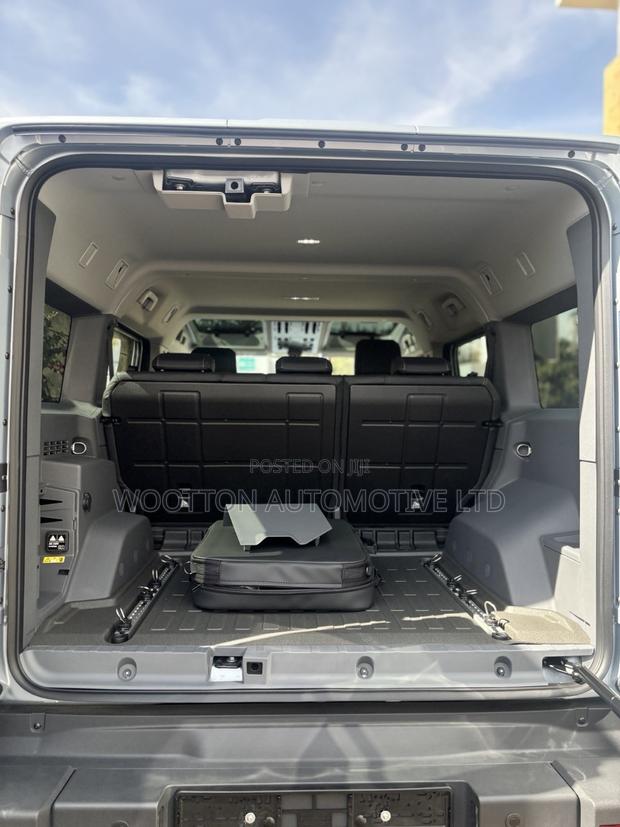 New INEOS Grenadier Fieldmaster 4WD 2024 Silver