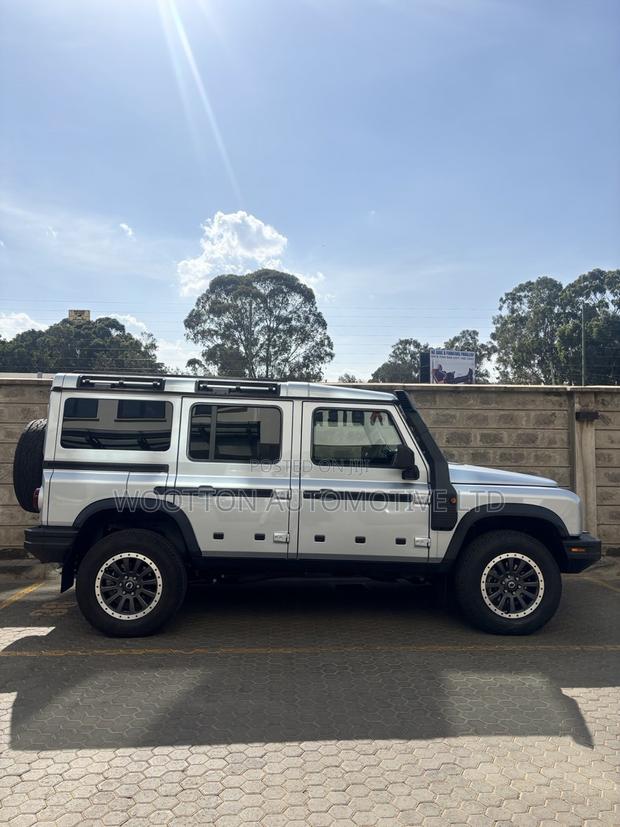 New INEOS Grenadier Fieldmaster 4WD 2024 Silver