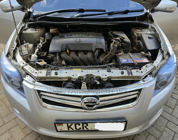 Toyota Corolla Fielder 2011 Silver