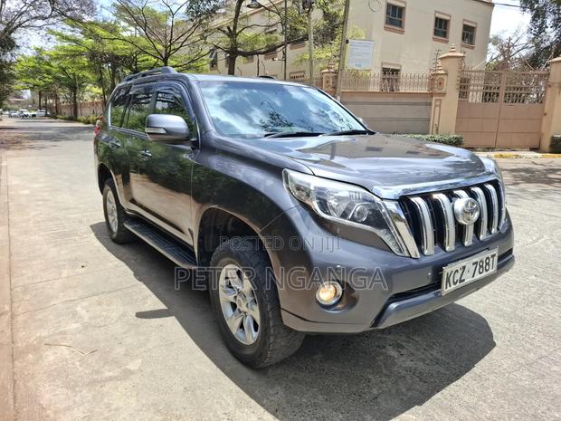 Toyota Land Cruiser Prado 3.0 TD 2013 Gray