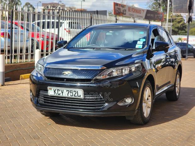 Toyota Harrier 2.0 2014 Black