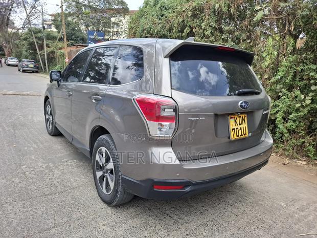 Subaru Forester 2016 Gray