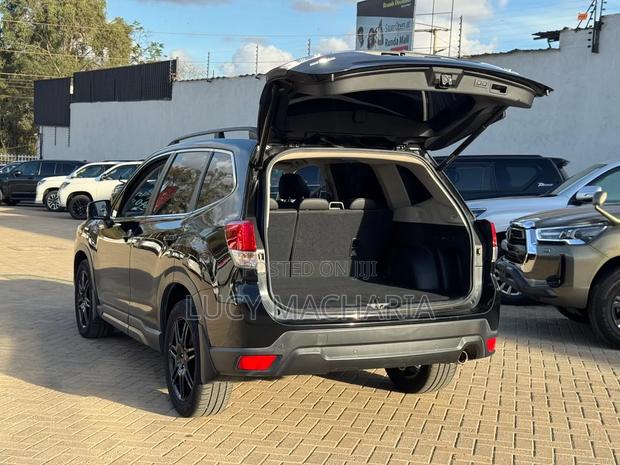Subaru Forester 2019 Black