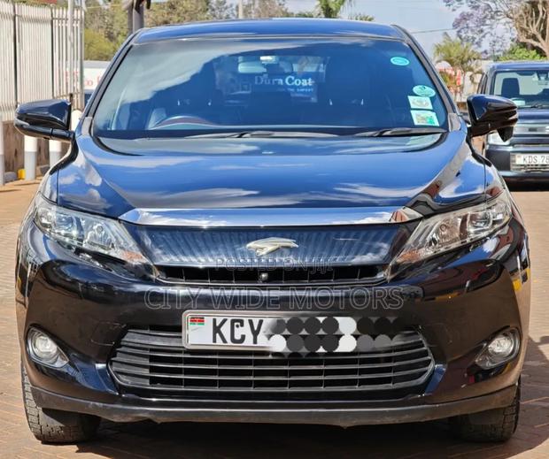 Toyota Harrier 2.0 2014 Black