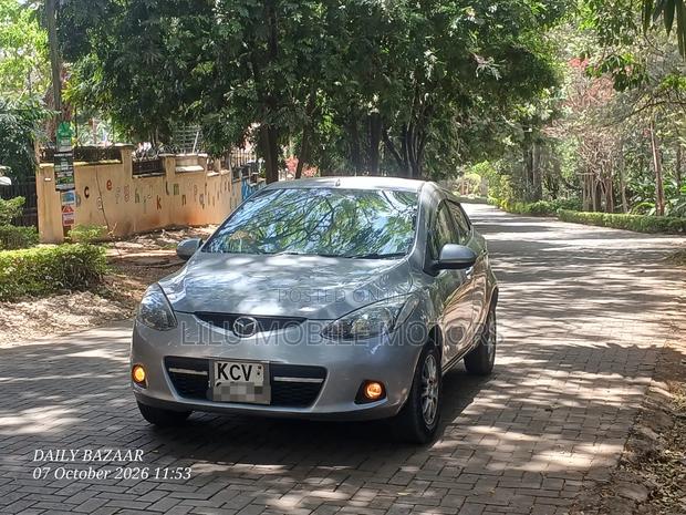 Mazda Demio 2012 Gray