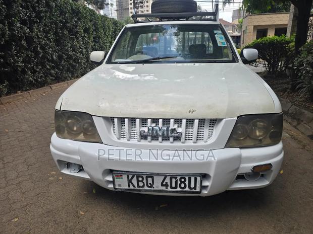 Isuzu D-MAX 2008 White