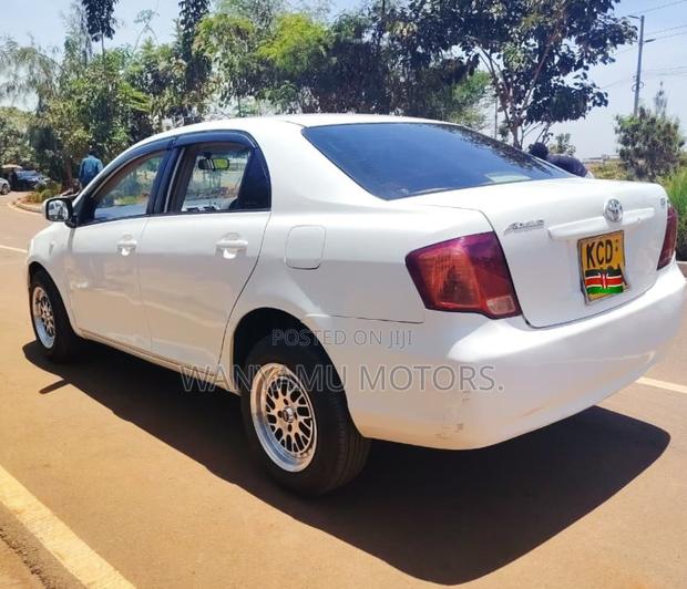 Toyota Axio 2009 White