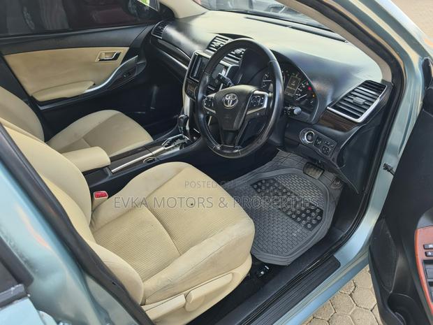 Toyota Allion 2017 Silver