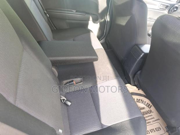 Toyota Corolla Fielder 1.5 Hybrid FWD 2019 White