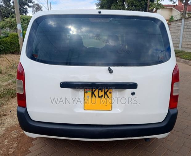 Toyota Probox 2010 White