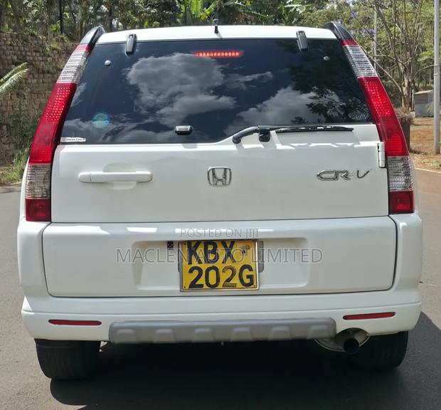 Honda CR-V 2006 White