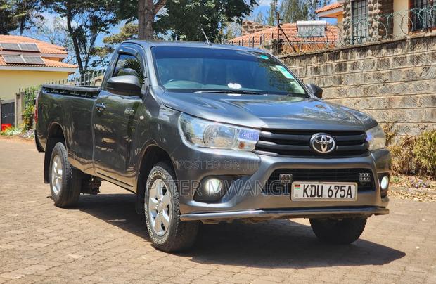 Toyota Hilux 2018 Beige