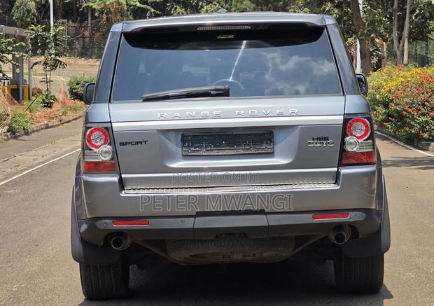 Land Rover Range Rover Sport 2012 Gray
